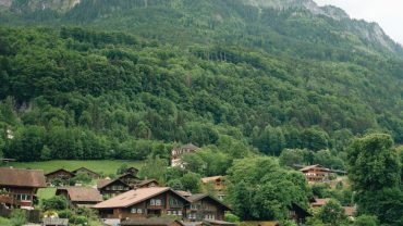 lodges with traditional maasai bomas